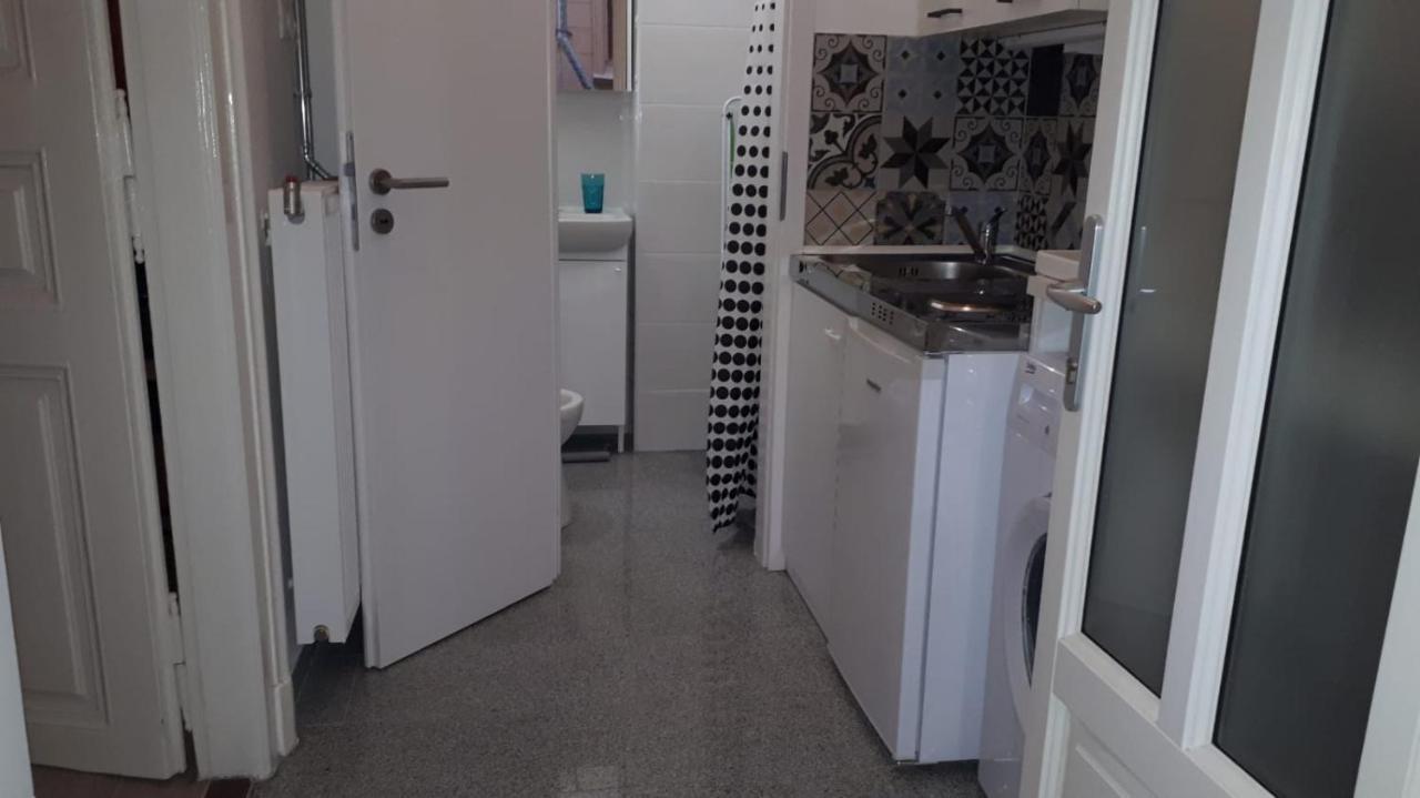 Garibaldik Apartman Leilighet Budapest Eksteriør bilde